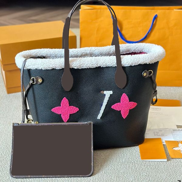 Tote Bag Fashion Shoulder bag Womans Plush Handbag Letter High Large Capacity Shopping bags Workplace Luxury Small Square Bags with Box
