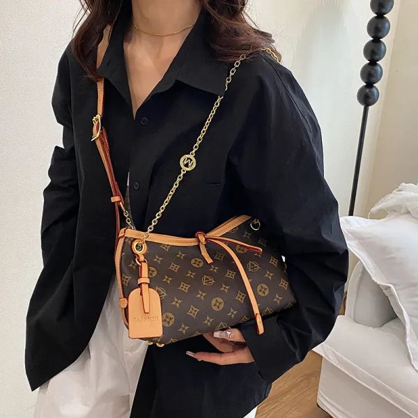 Designer 2025 Tote Ladies Casual Flap Handbags Fashion Chain Womens Crossbody Mini Bags Large Capacity